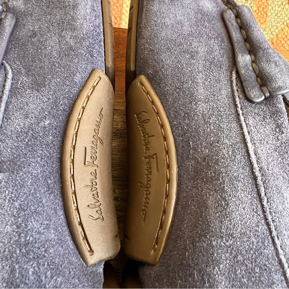 Salvatore Ferragamo NEWTON Blue Suede Driving Loafers US9 E (Display Shoes)